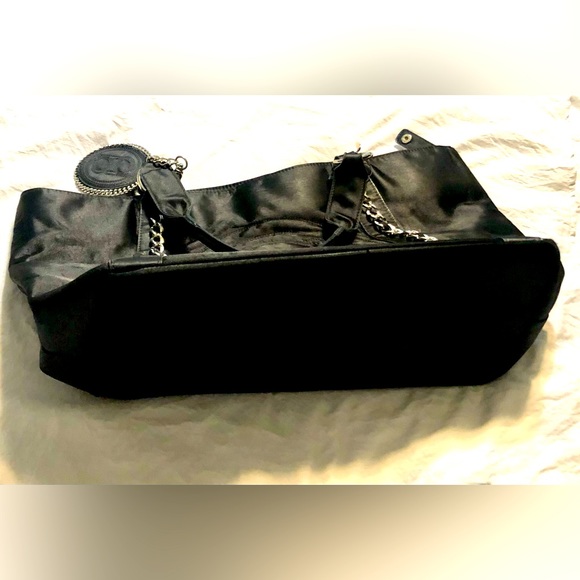 🦋BeBe large oversized black tote with round chained charm size 20x12 preowned - Picture 8 of 12